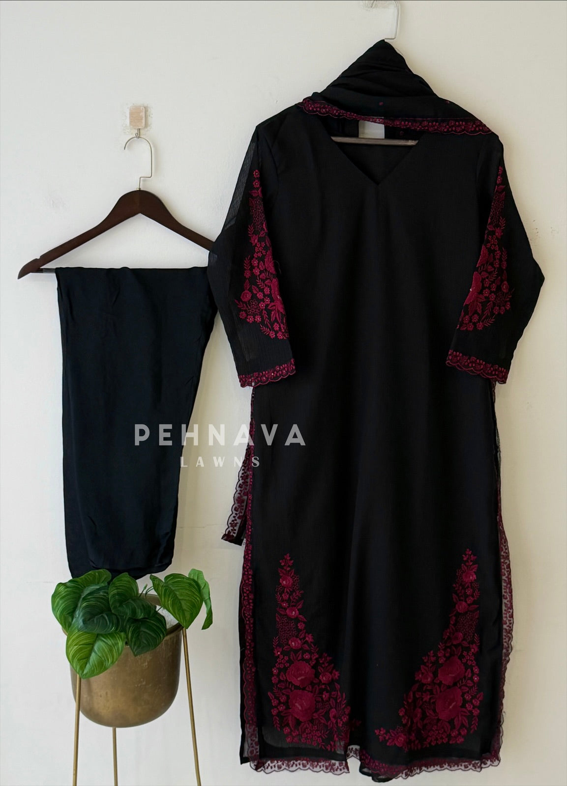Crushed Cotton Embroidered Ensemble