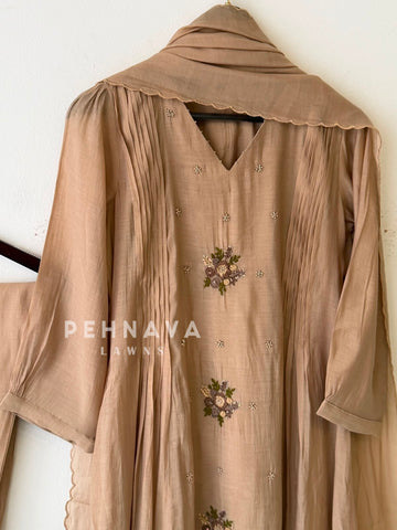 Floral Embroidered Pleated Ensemble 1681