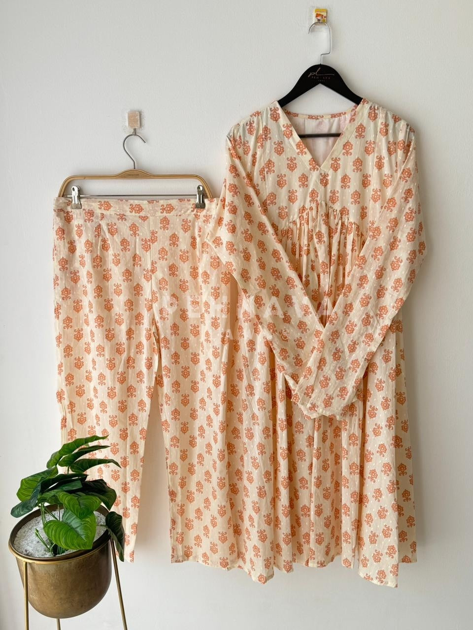 V-Neck Printed pleated kurta - Pehnava Lawns