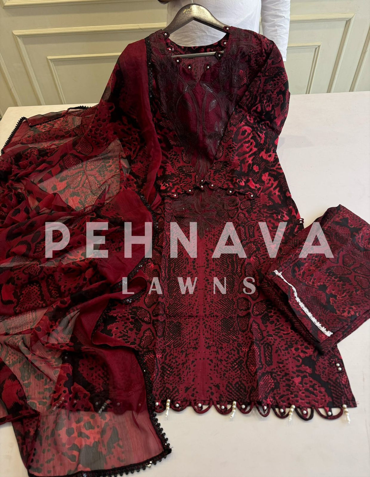 Floral Printed Ethnic Pak-Suit Ft. Chiffon/Cotton Dupatta-222