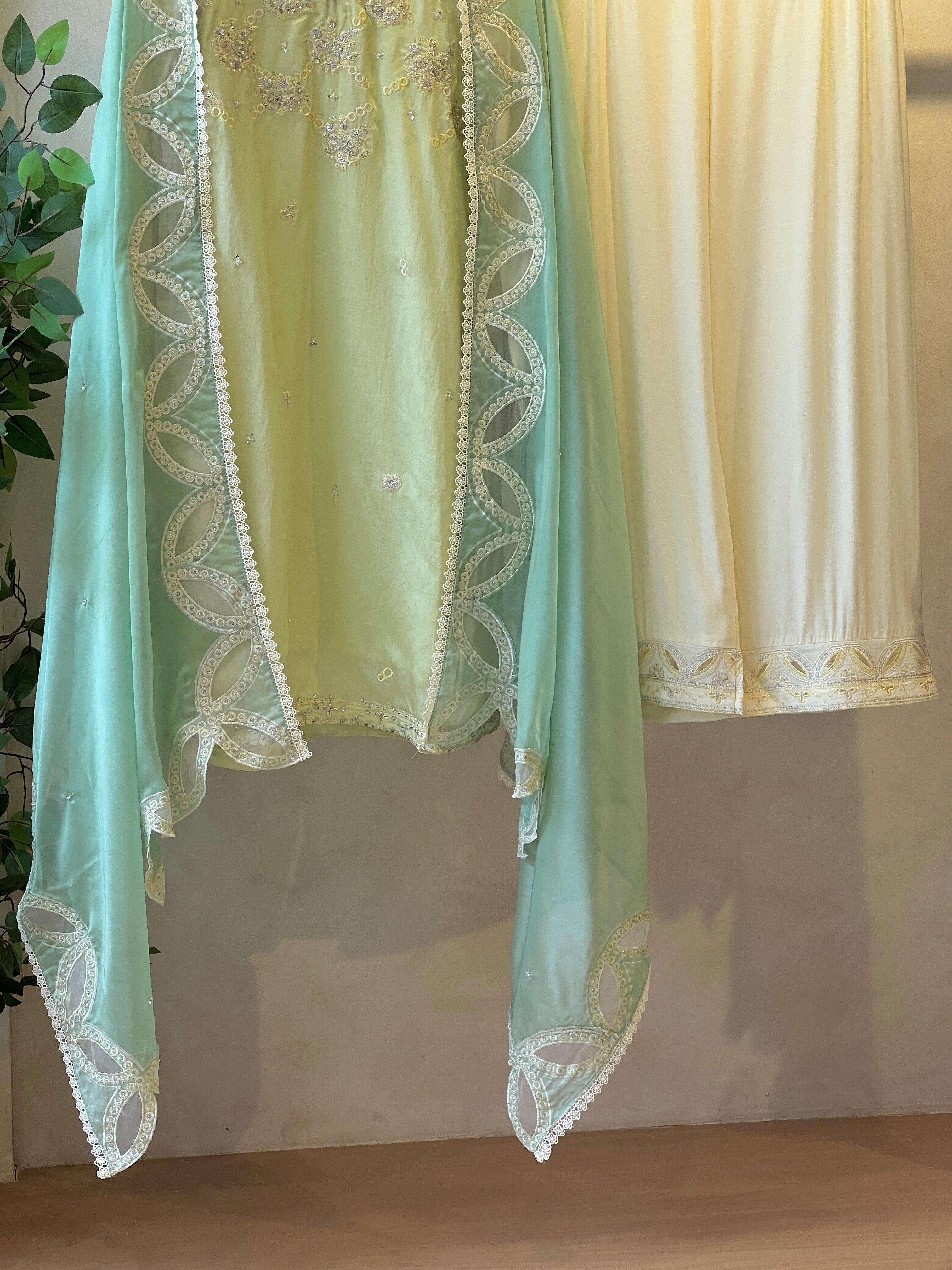 Dhanak Three piece luxurious suit DL-0335
