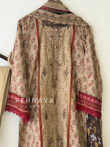 Signature Embroidered Lawn Unstitched Suit-3579