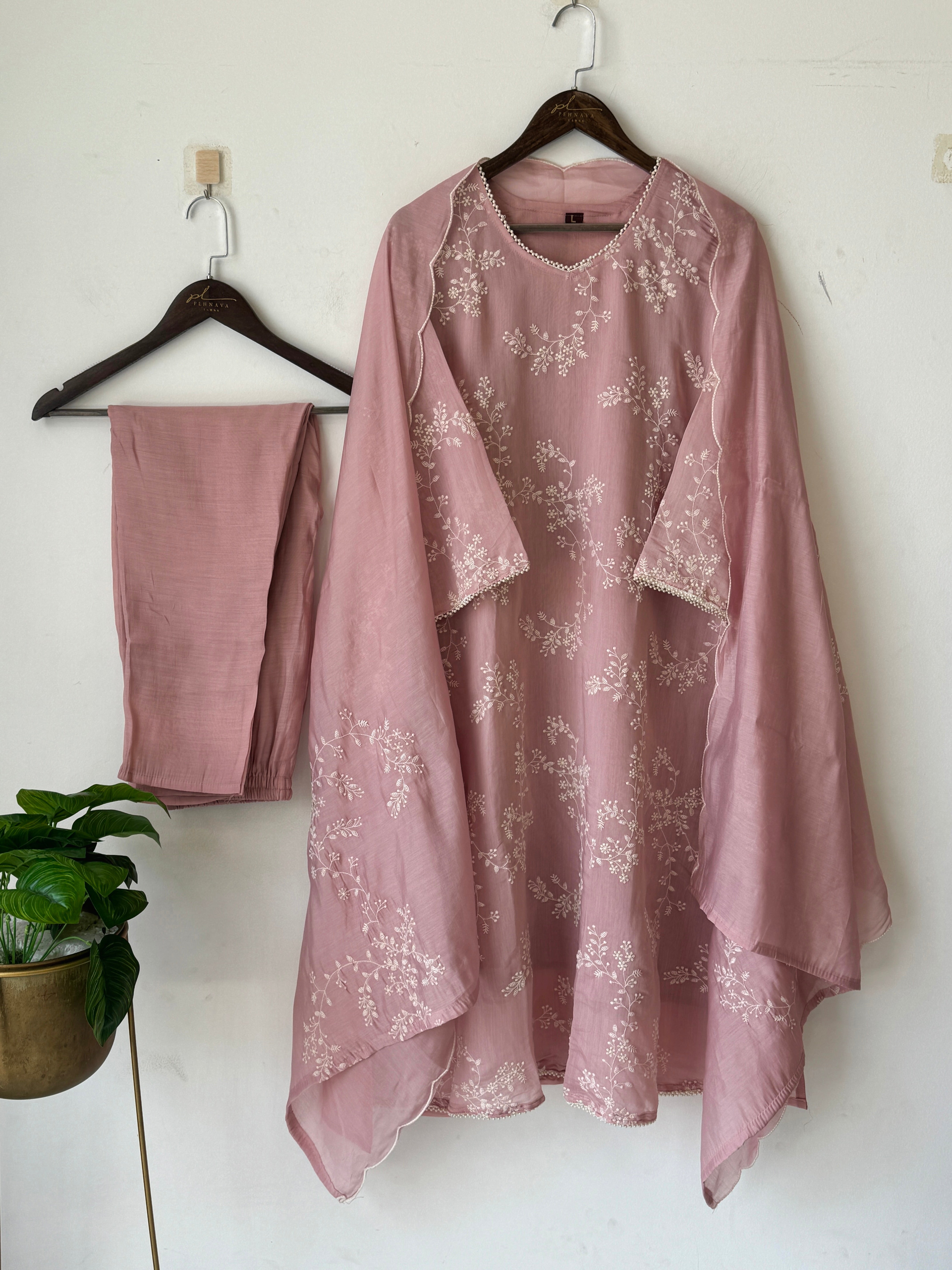 Elegant floral Embroidered Suit-12818