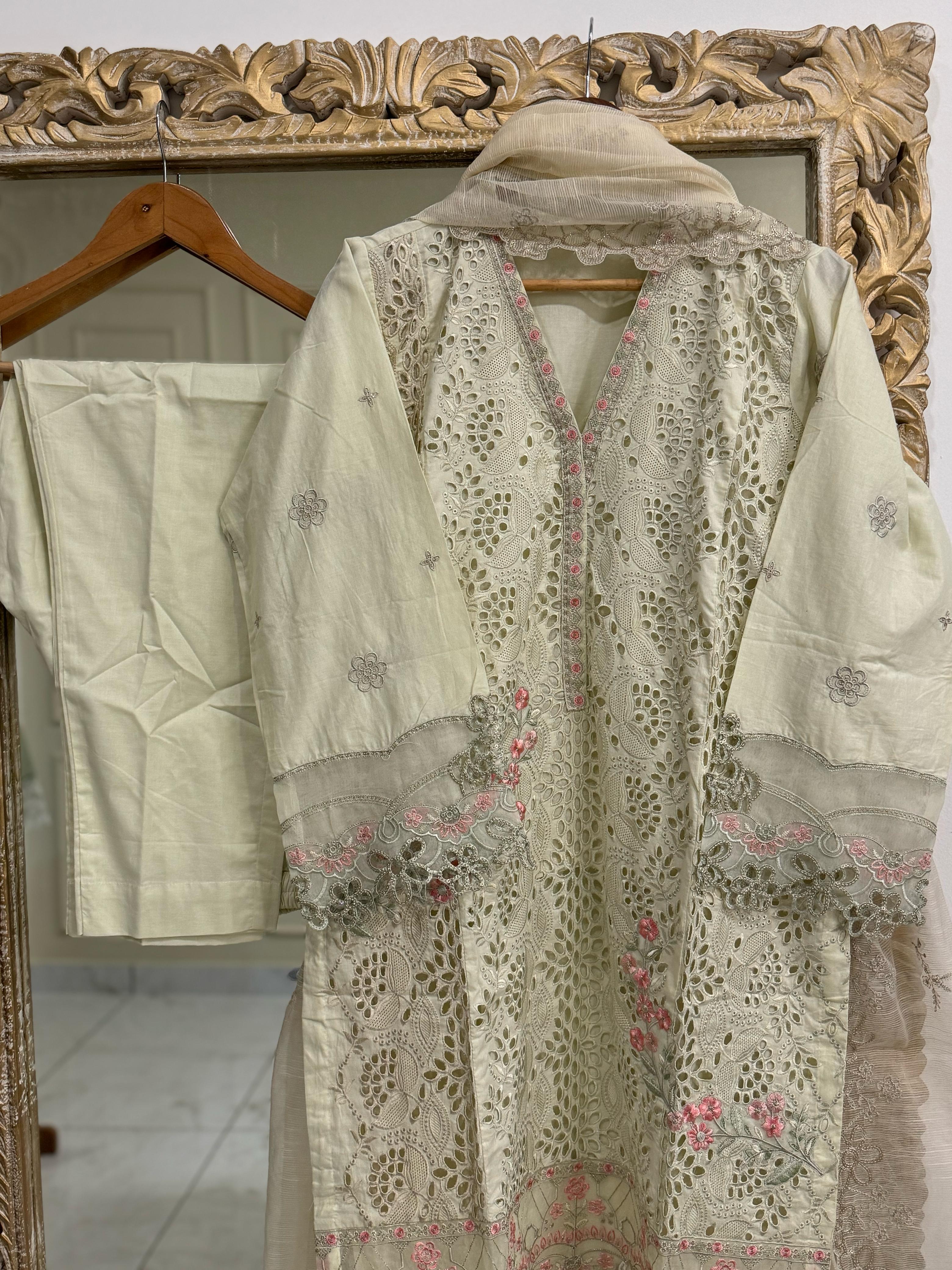 Pure Lawn Embroidery Suit-D7