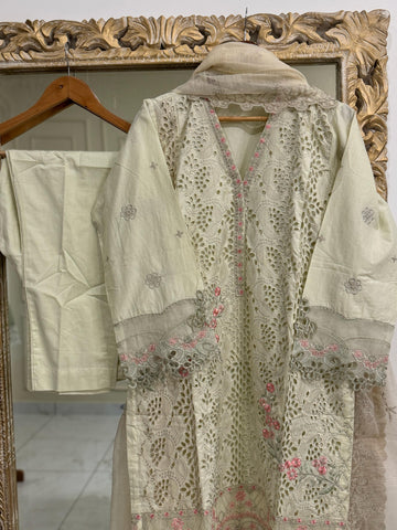 Pure Lawn Embroidery Suit-D7