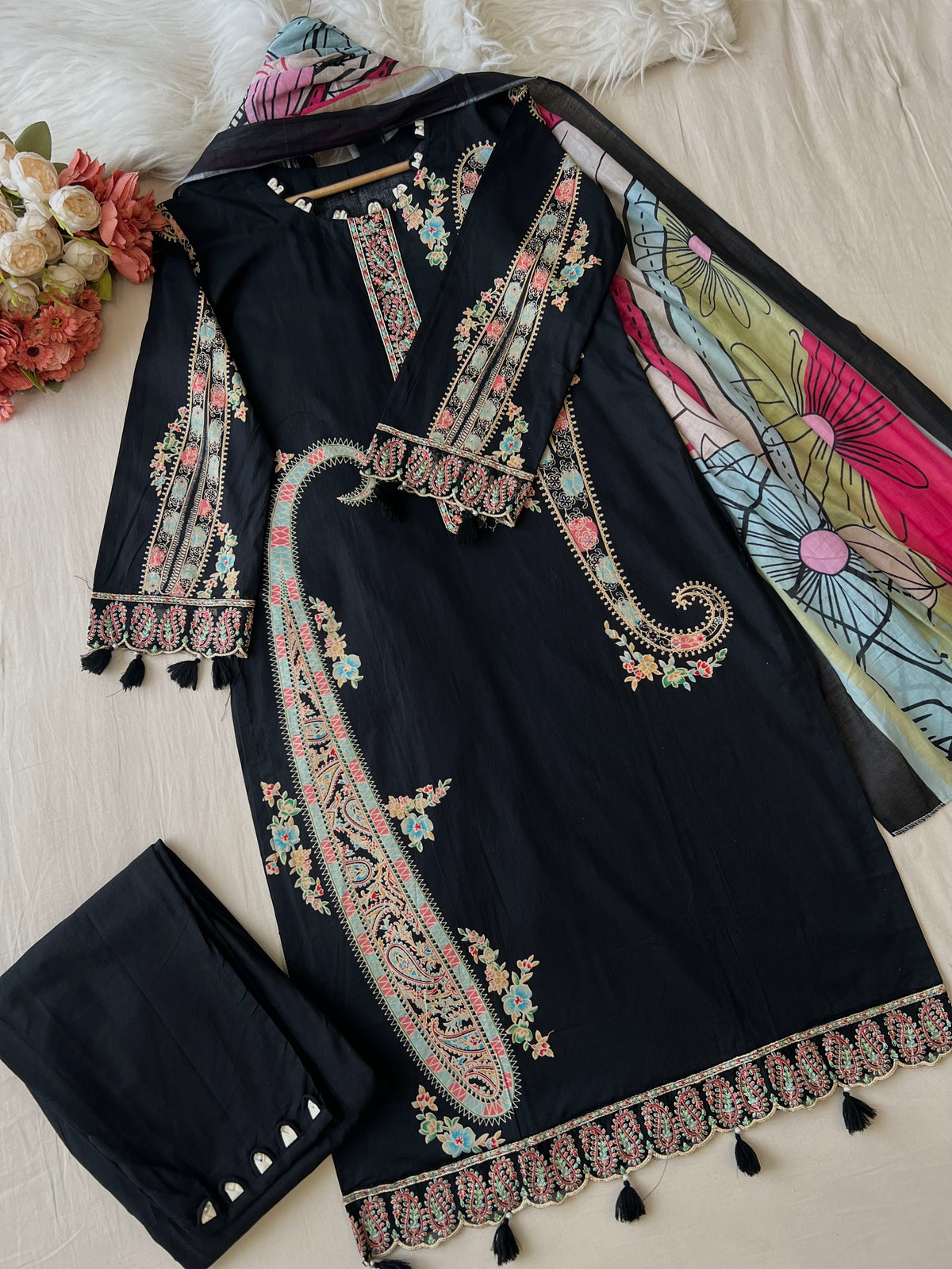 Cotton Straight Kurta-Black - Pehnava Lawns
