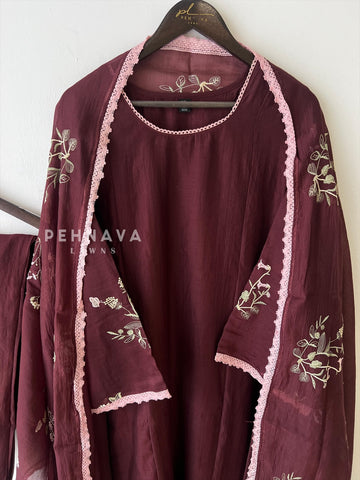 Lace-Trimmed Embroidered Suit-4139 - Pehnava Lawns