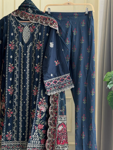 Premium Handworked Lawn Suite
