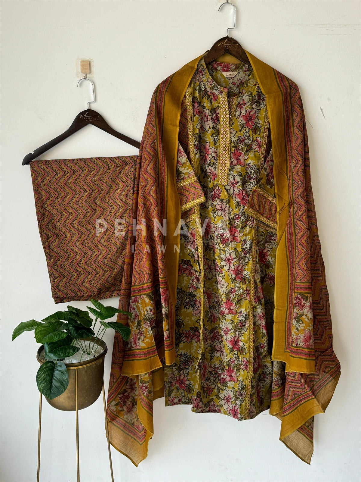 Floral Suit Set-18252 - Pehnava Lawns