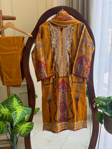 Embroidered Casual Pakistani Suit