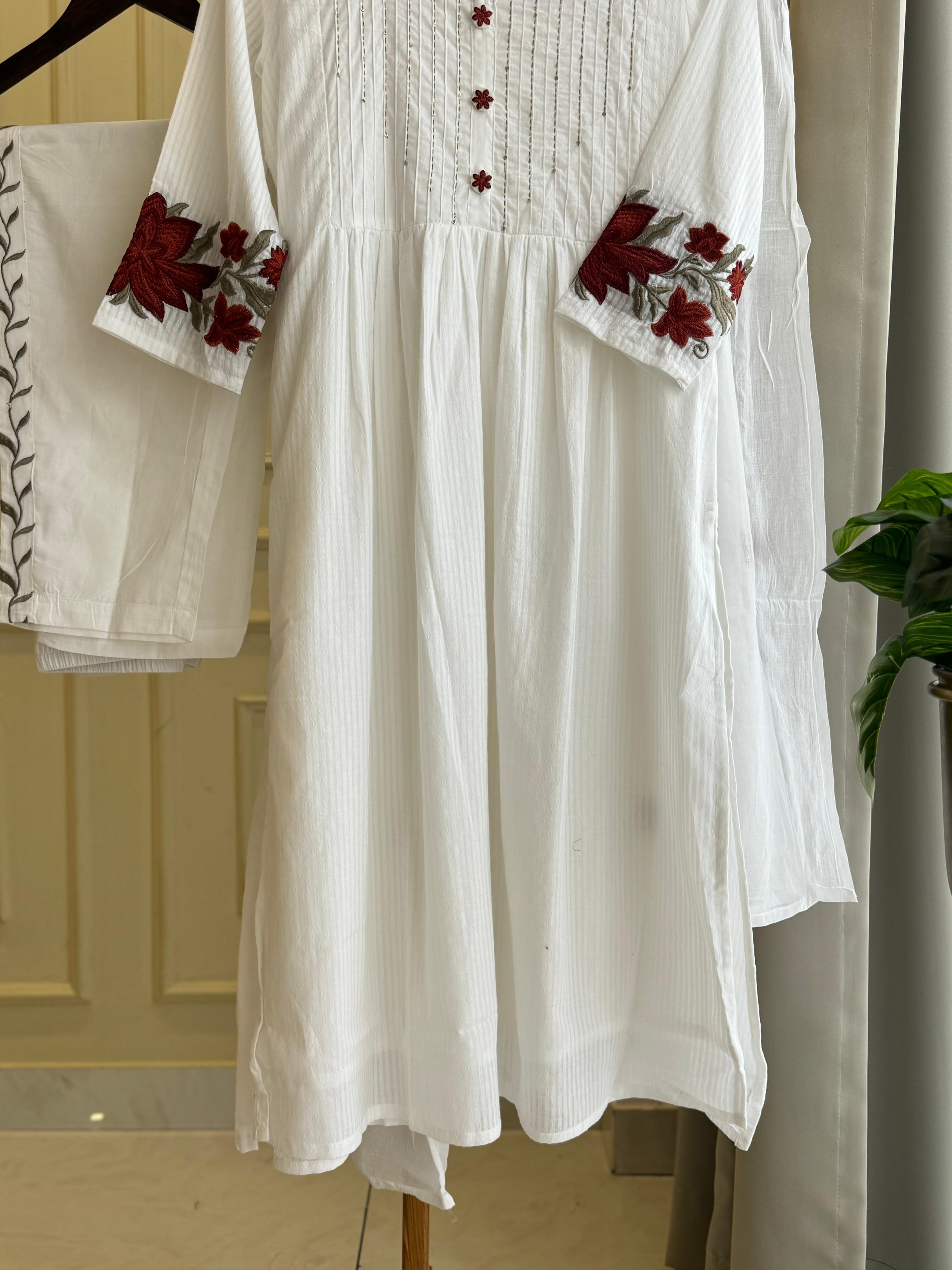 Pleated Yoke & Floral Sleeve Cotton Suits - Pehnava Lawns