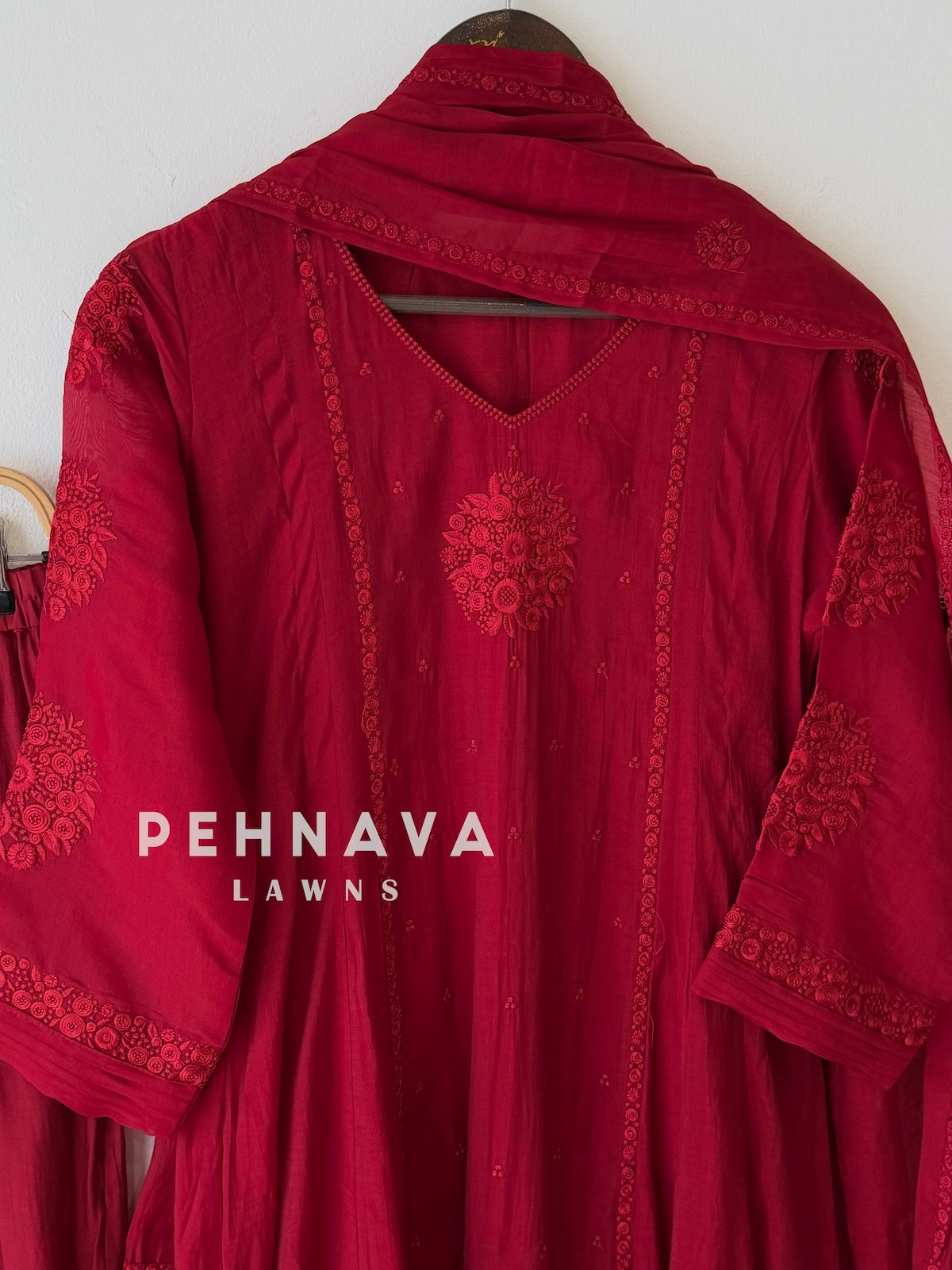 Floral Embroidered Panel Suit Set 3020