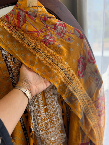 Embroidered Casual Pakistani Suit