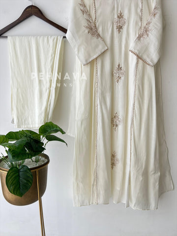 Rose Motif Embroidery Suit-4185 - Pehnava Lawns
