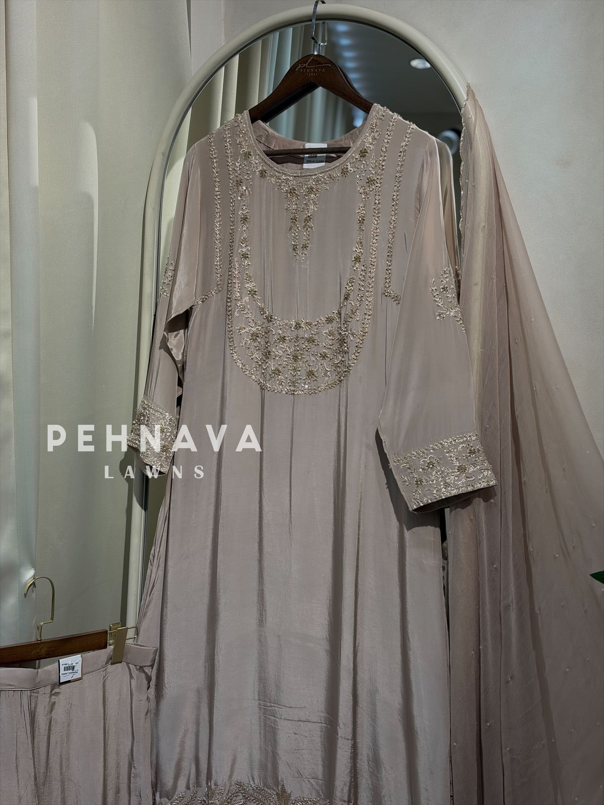 Premium zardosi Handworked Suit-11290