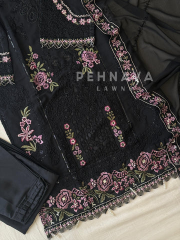 Classic Floral Embroidery Set-5560