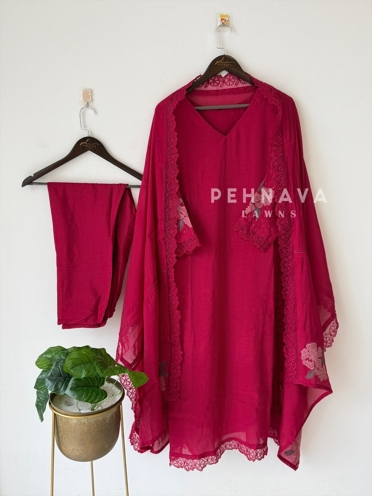 Lace‑Trimmed Embroidery Lawn Suit-16327