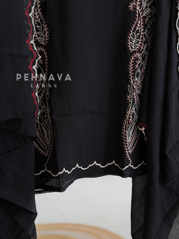 Paisley Embroidered Suit Set 13135