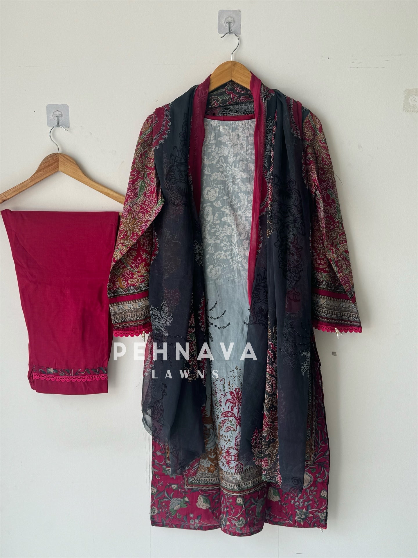 Paki printed suit with embroidered dupatta-3525