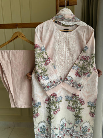 Embroidered Floral Pakistani Suit-7