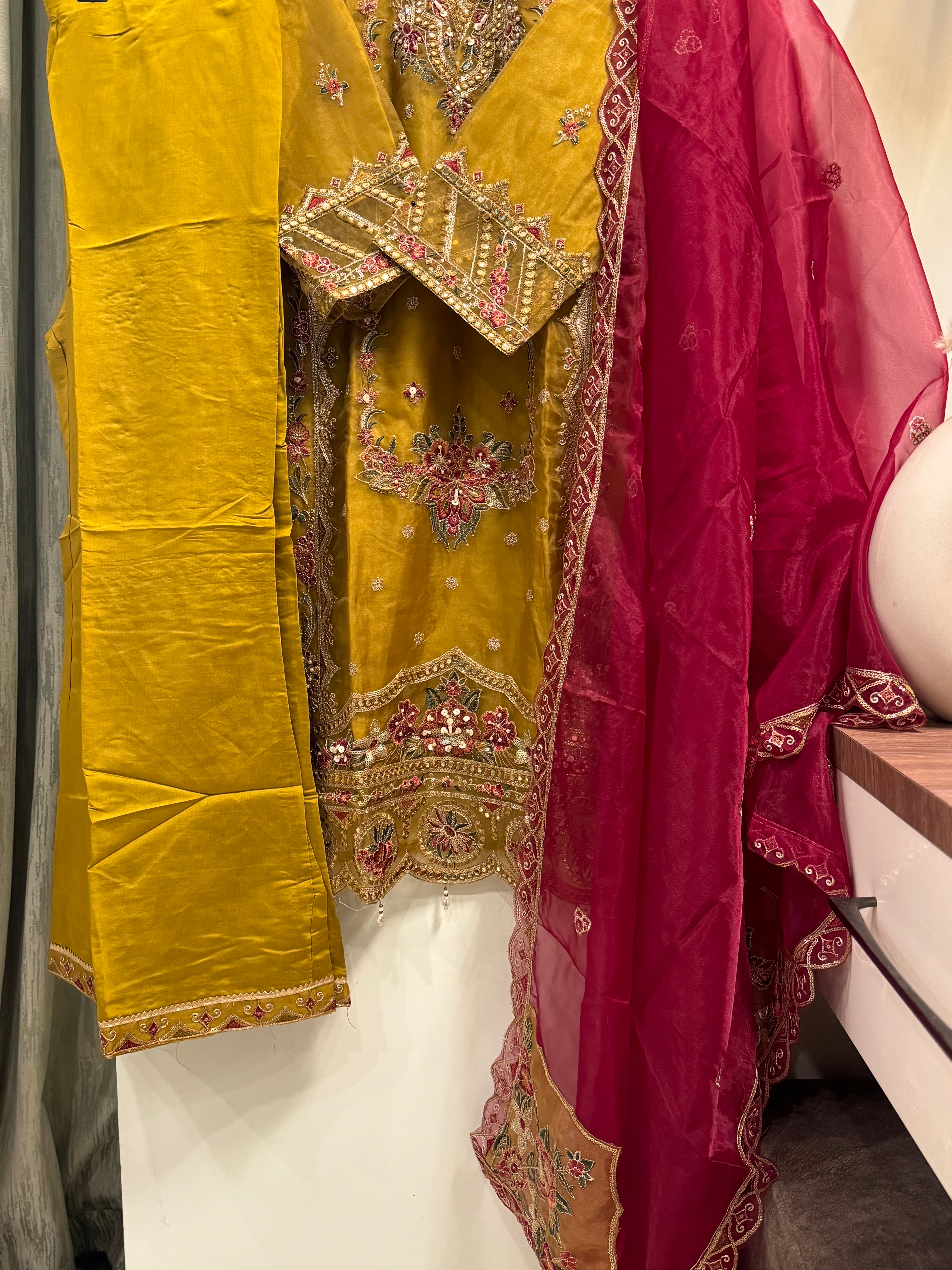 Organza embroidered suit-1252