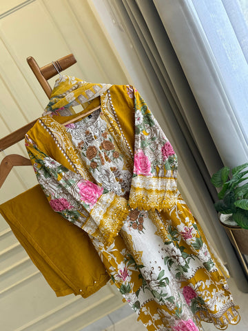 Yellow Printed Modern Pakistani Suit-4