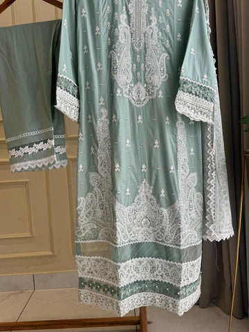 Luxurious Gul- Adhar Pakistani Pret Wear-06