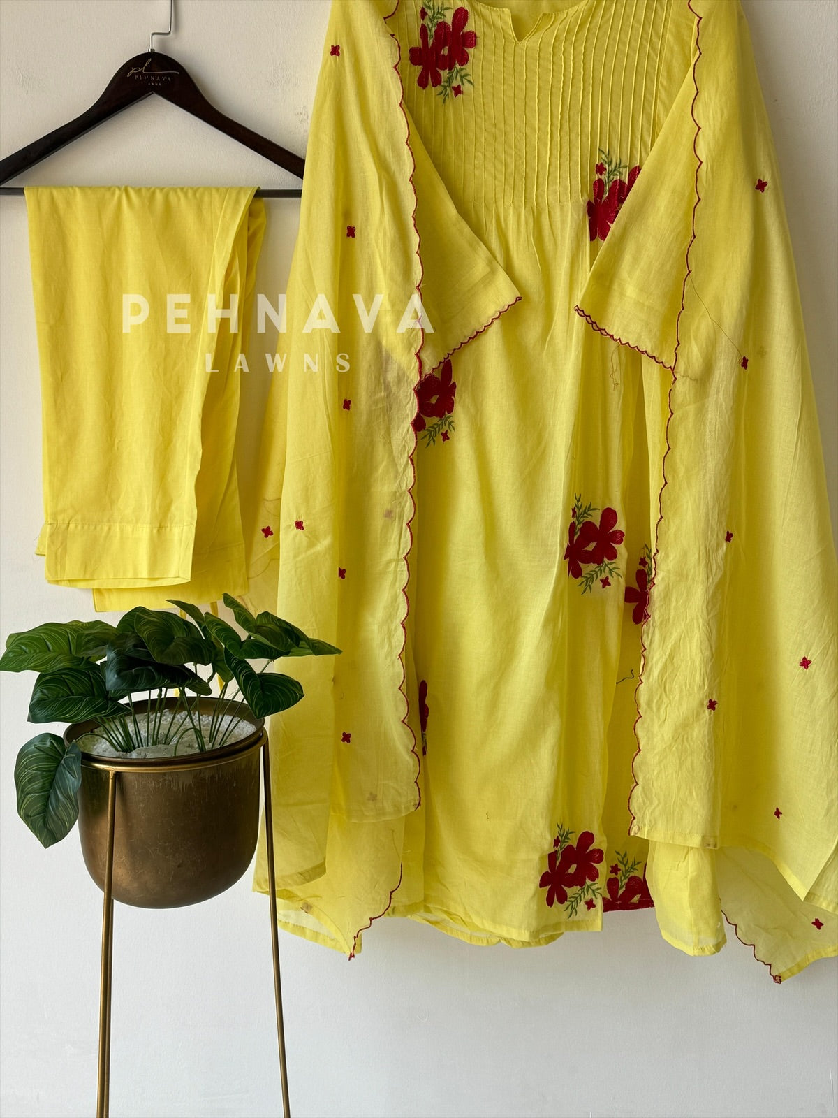 Cotton Floral Embroidered Suit-15441 - Pehnava Lawns