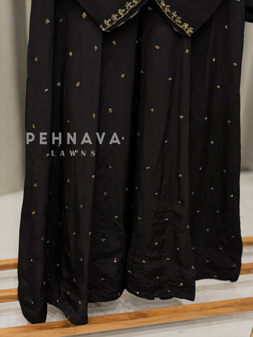 Hand-embellished 3-piece suit