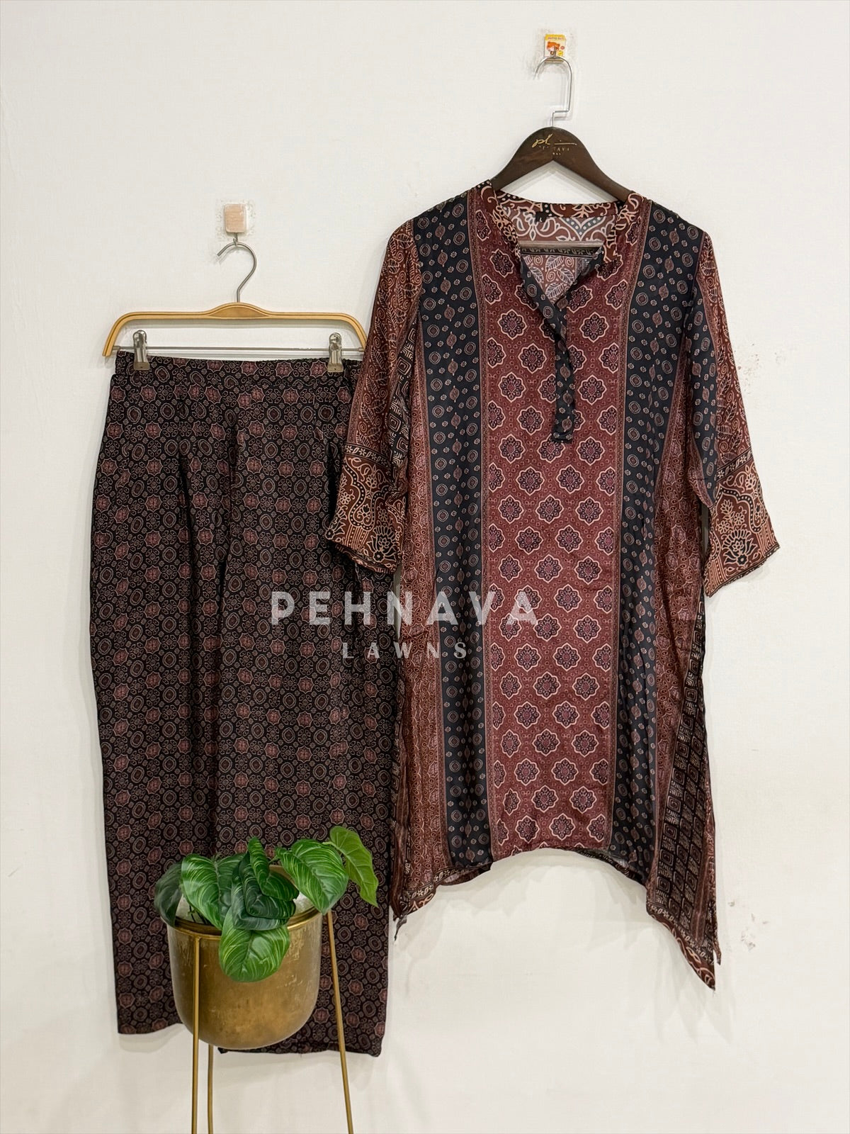 Ajrak Printed Crepe Two Piece Set-299