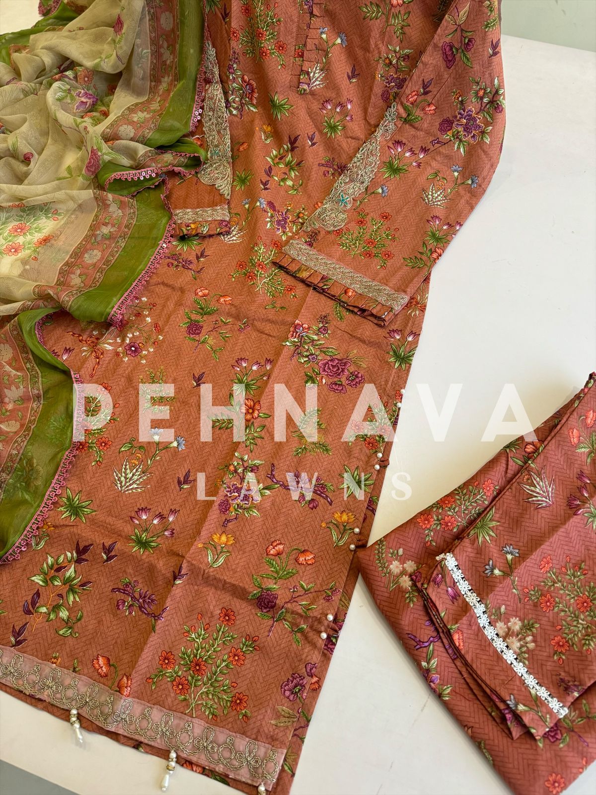 Floral Printed Ethnic Pak-Suit Ft. Chiffon/Cotton Dupatta-227