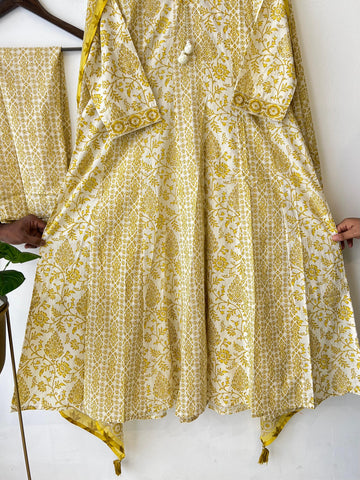 Panel cut three peice flaired suit-4757 - Pehnava Lawns