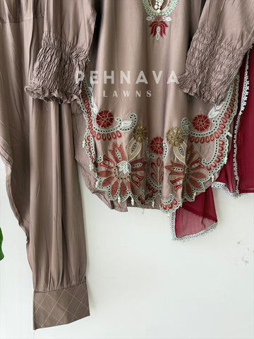 Floral Embroidered Farshi Salwar