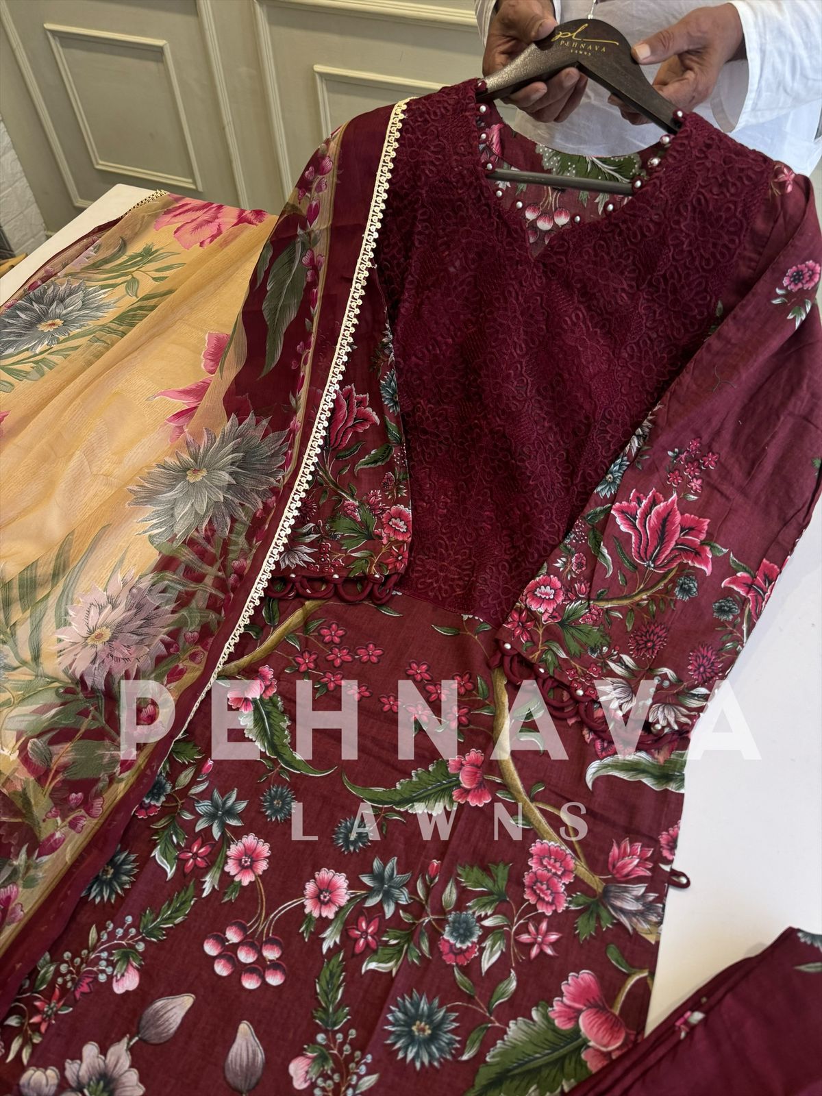 Floral Printed Ethnic Pak-Suit Ft. Chiffon/Cotton Dupatta-228