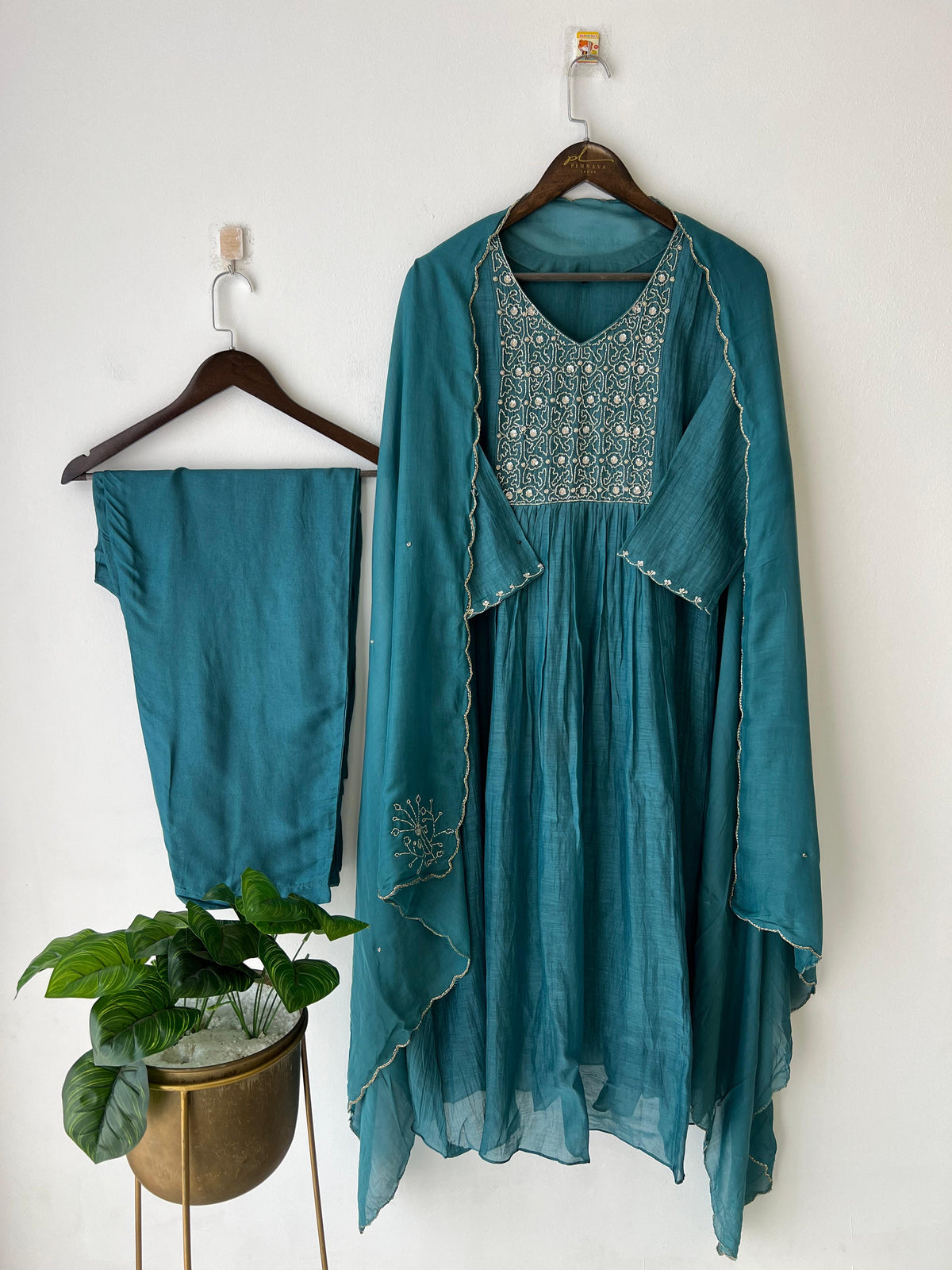 Handwork Chanderi Suit - Pehnava Lawns
