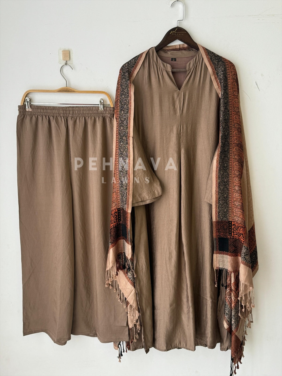 Pashmina Dupatta Suit Set-19746 - Pehnava Lawns