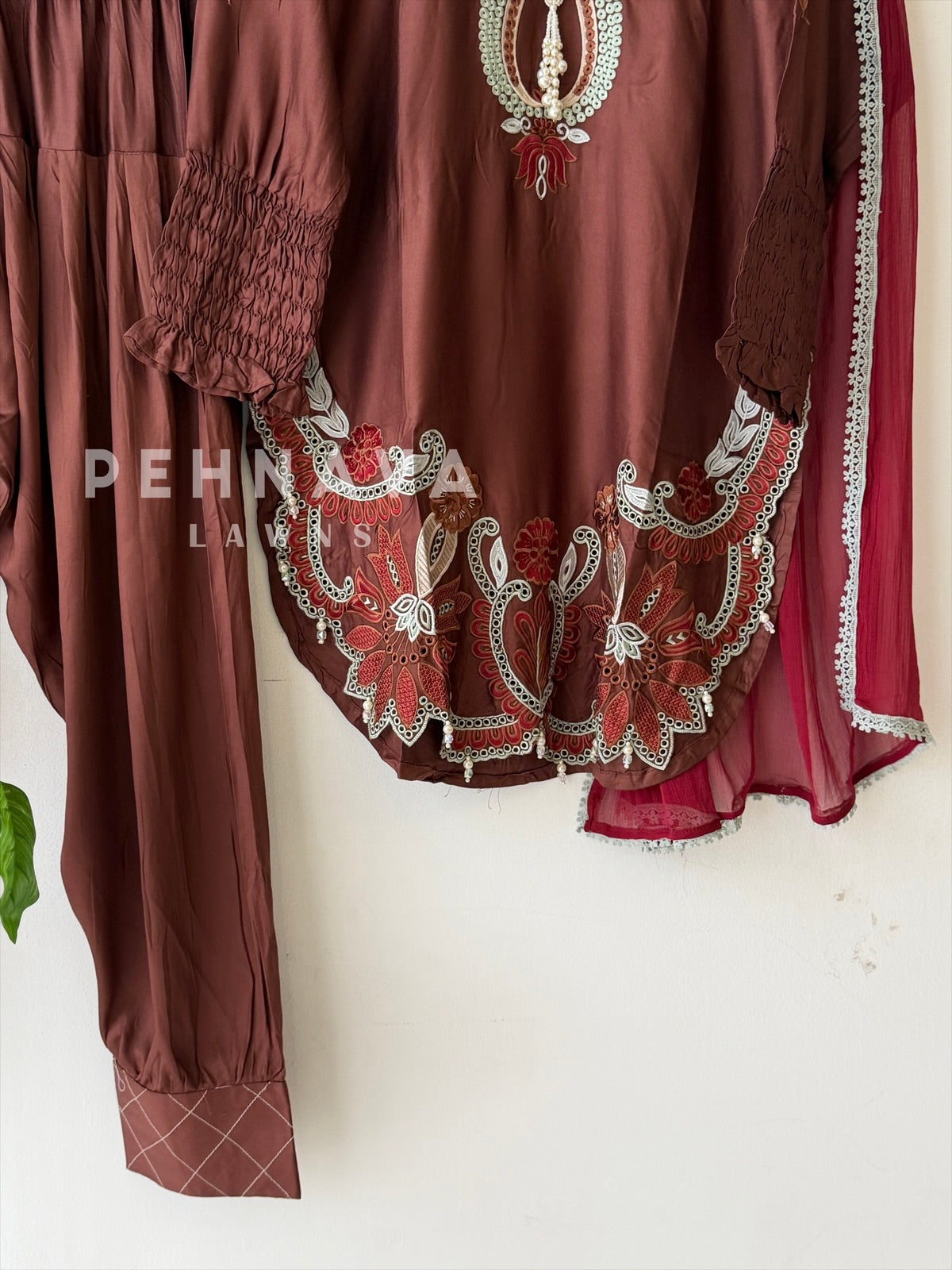 Floral Embroidered Farshi Salwar