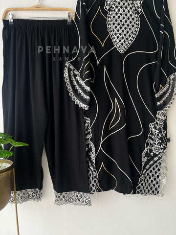 New Floral Embroidery Kurtha Suit-247 - Pehnava Lawns