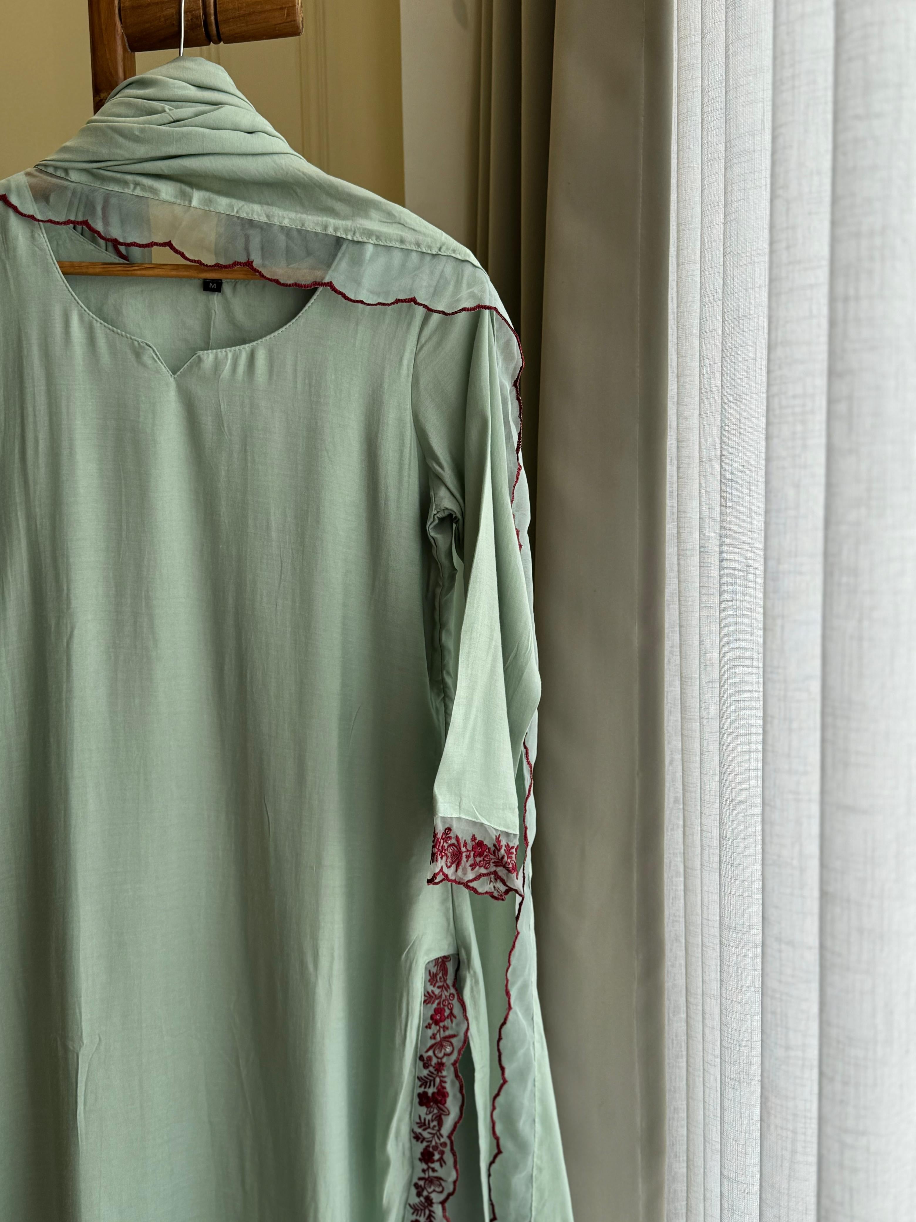 Muslin Designer Pattern Suit - Pehnava Lawns