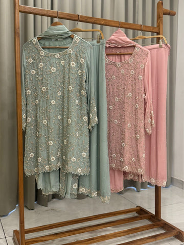 Heavy Handworked suit with sharara-9067