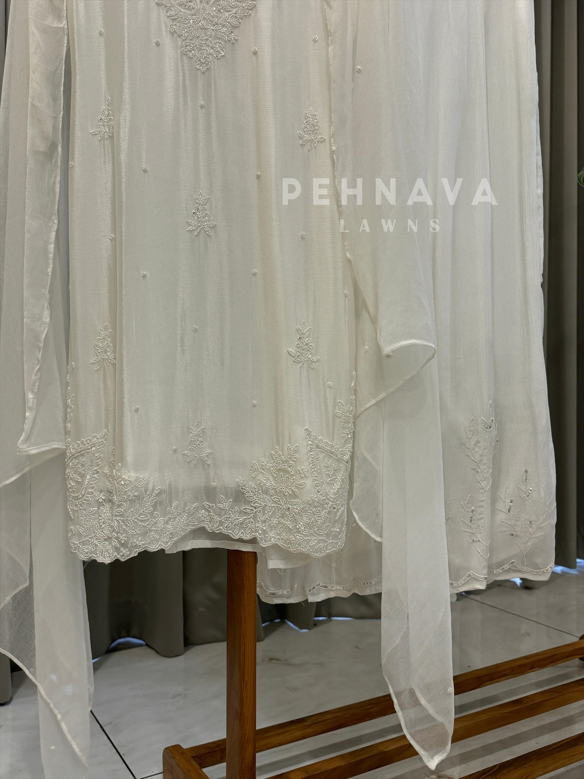 Premium Hand Work Ethnic Suit - Pehnava Lawns