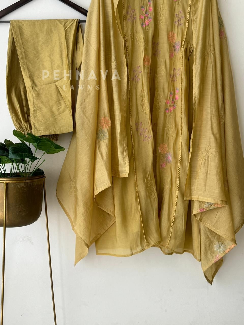 Floral Chanderi Ethnic suit 3187 JS16