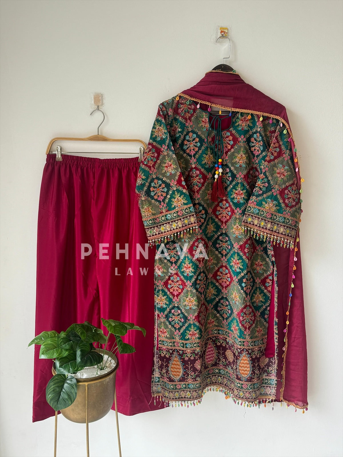 Intricate Floral Embroidery Suit With Beaded Dupatta(Pre-booking 6-7 Days Dispatching Time ) - Pehnava Lawns