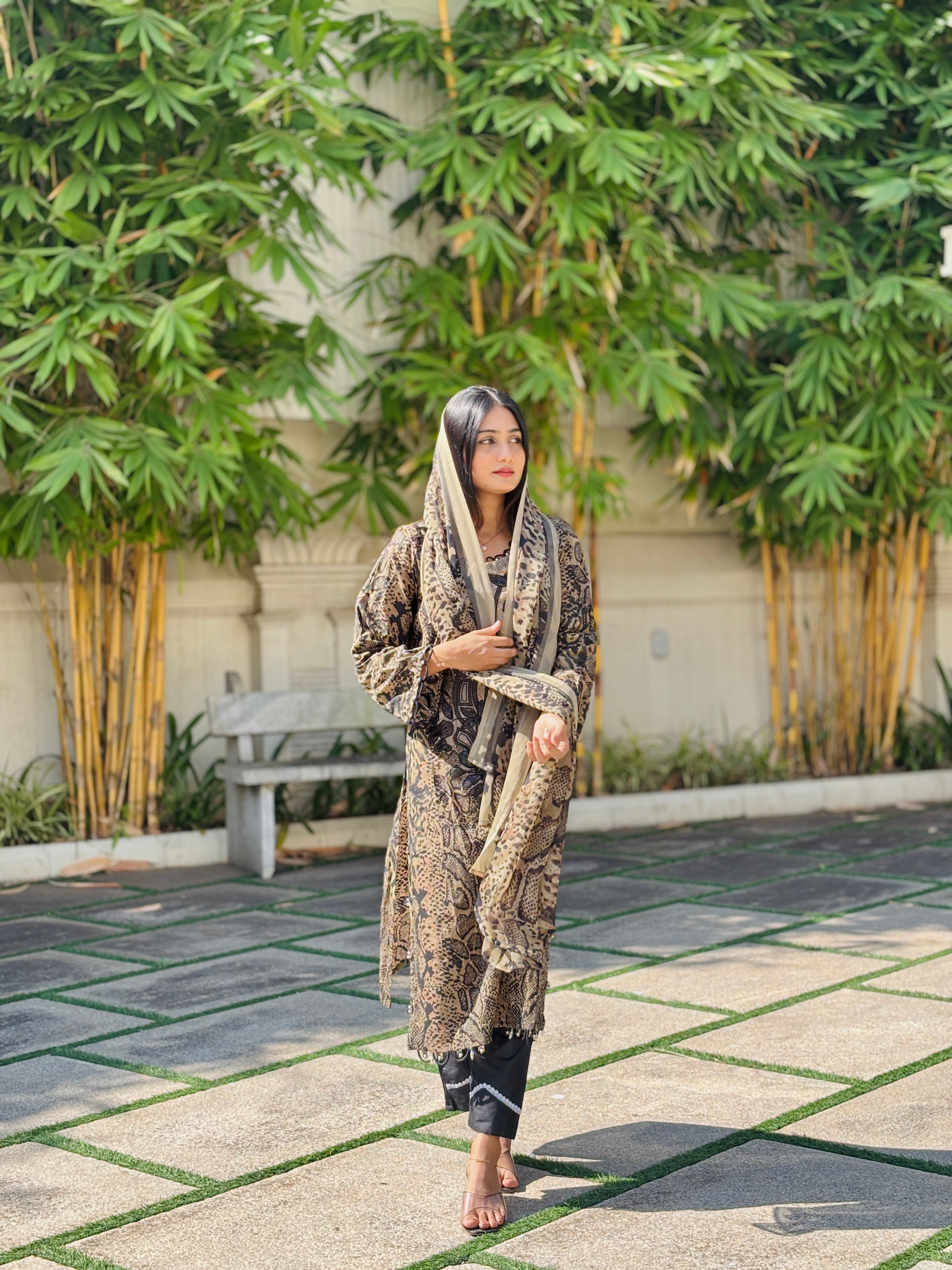 Floral Printed Ethnic Pak-Suit Ft. Chiffon/Cotton Dupatta-008