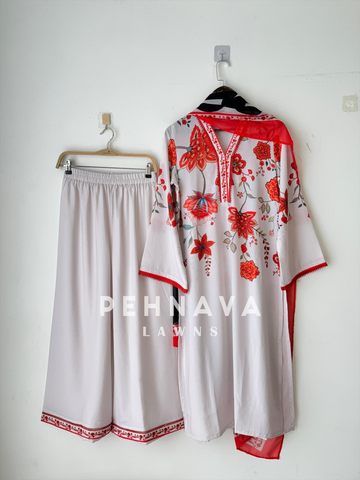 Premium Crepe Ethnic Suit. 6131 - Pehnava Lawns