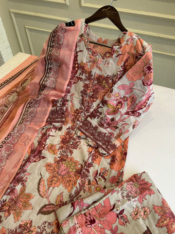 Traditional Embroidery Detailed Suit-5 - Pehnava Lawns