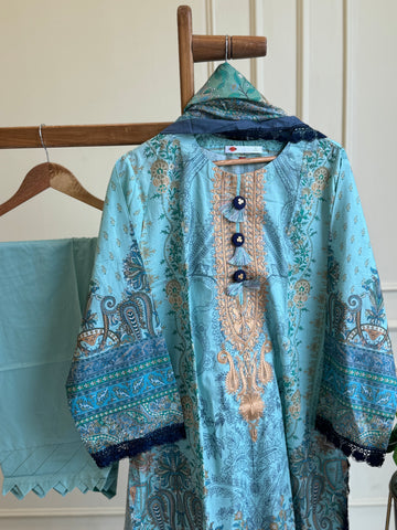 Khaadi Classic Embroidered Lawn Suit – size Xl