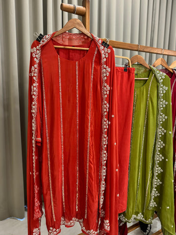 Premium Handworked Crepe Stright-cut suit-3468