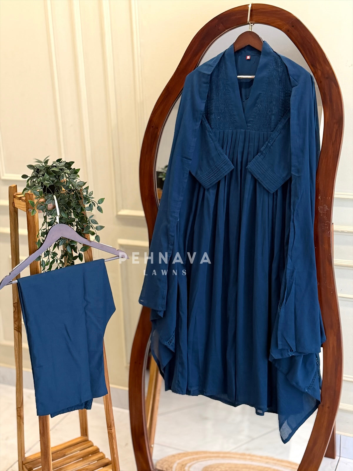 Mulcotton Pleated Ensemble