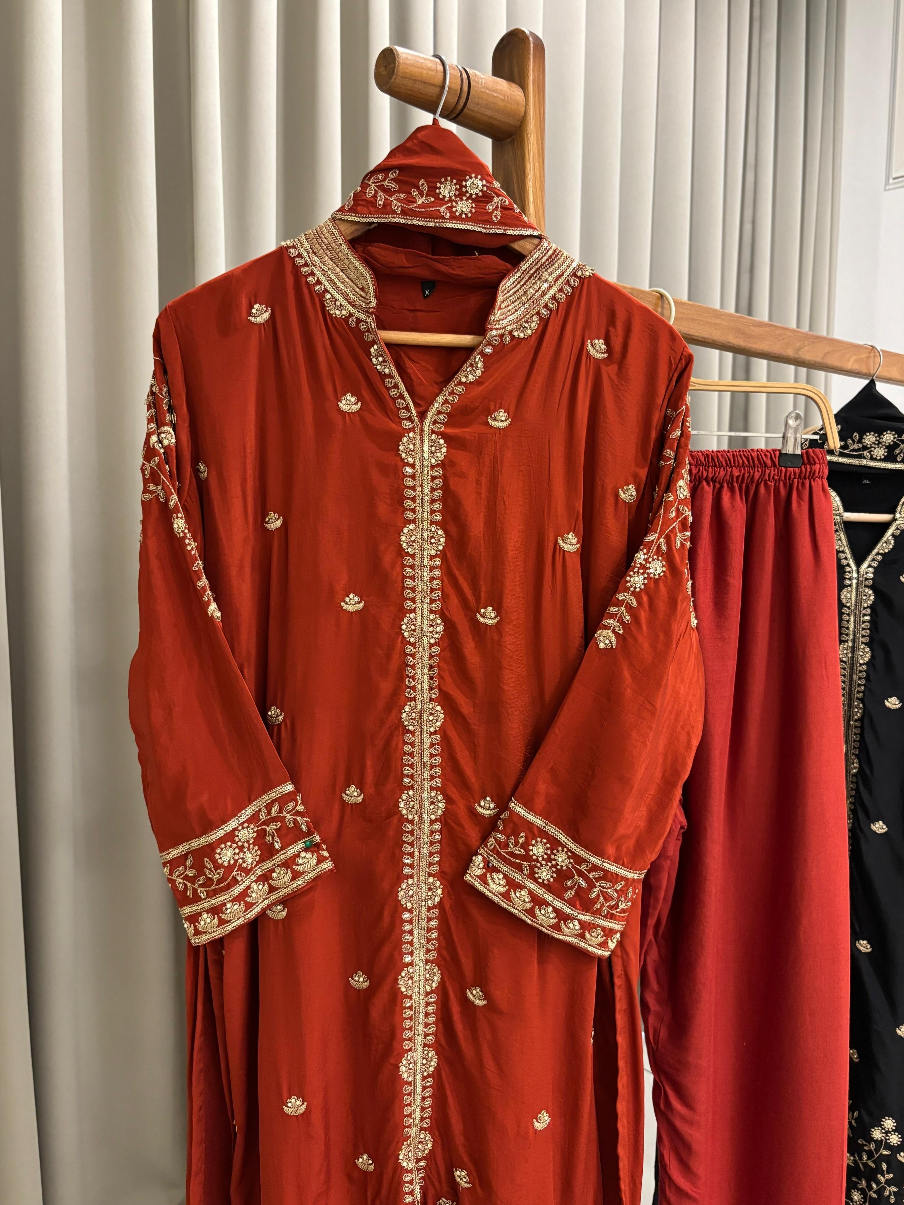 Premium Crepe suit with Handwork detailings-4992